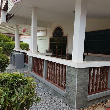 Villa - Baan Dusit Pattaya Ban Nong Hin  Экстерьер фото