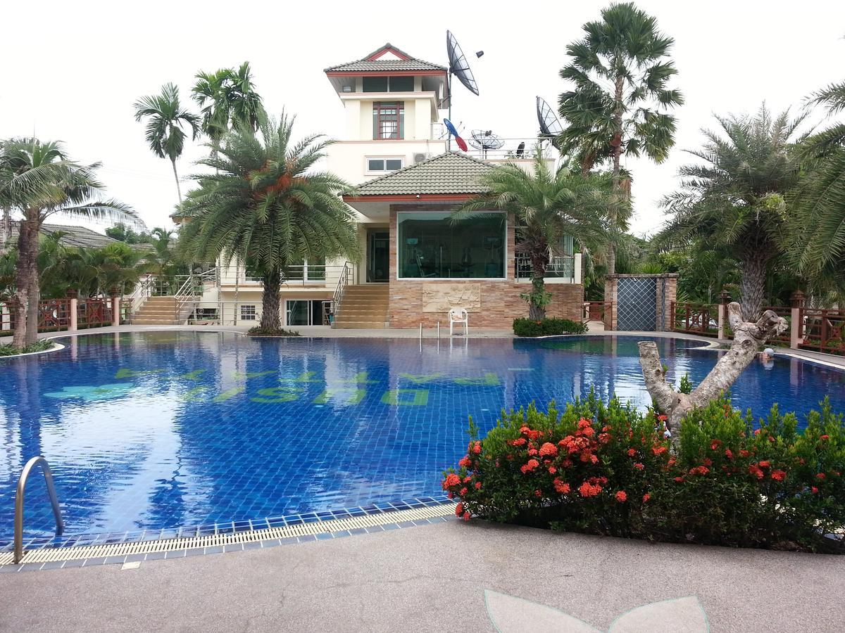 Villa - Baan Dusit Pattaya Ban Nong Hin  Экстерьер фото
