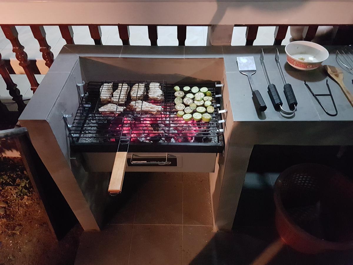 Villa - Baan Dusit Pattaya Ban Nong Hin  Экстерьер фото