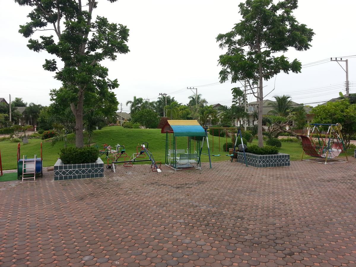 Villa - Baan Dusit Pattaya Ban Nong Hin  Экстерьер фото