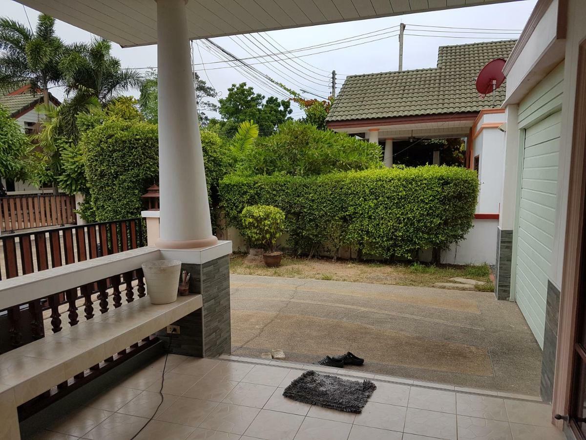Villa - Baan Dusit Pattaya Ban Nong Hin  Экстерьер фото
